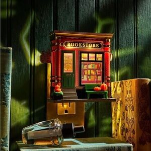 **Viral** Bath & Body Works Bookstore Nightlight